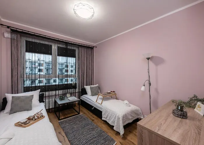 Shortstaypoland Pluznicka 公寓